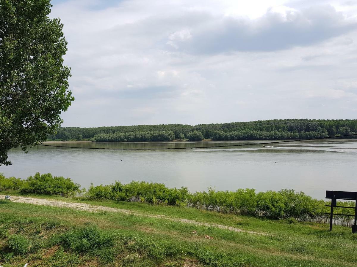 Hotel Portul Dunarii Harsova Zewnętrze zdjęcie